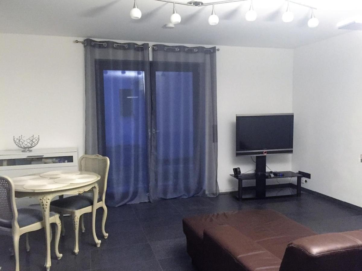 Moderne 3 Mit Separatem Eingang Apartment