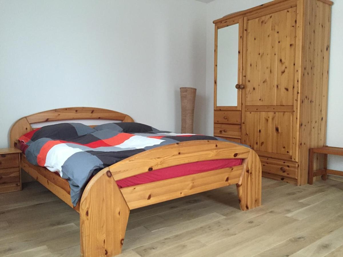 Moderne 3 Mit Separatem Eingang