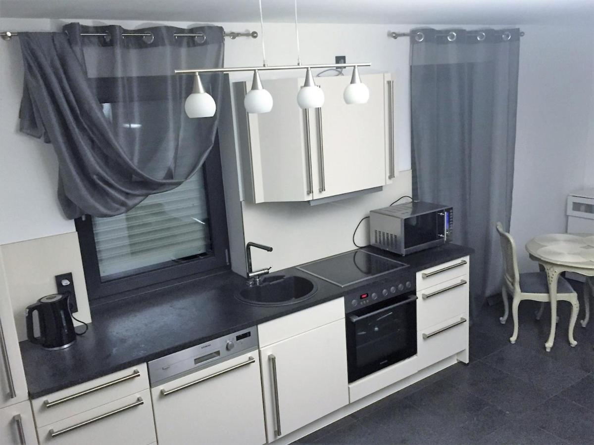 Moderne 3 Mit Separatem Eingang Apartment